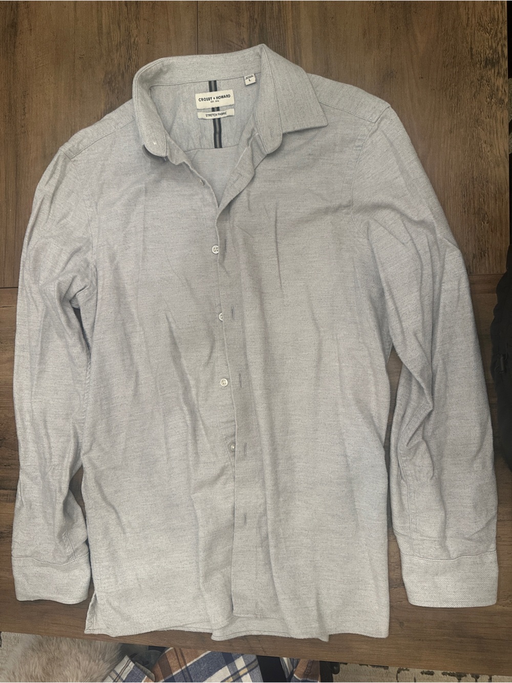 Men's Light Gray Casual Button-Down Shirt — Soft Everyday Style